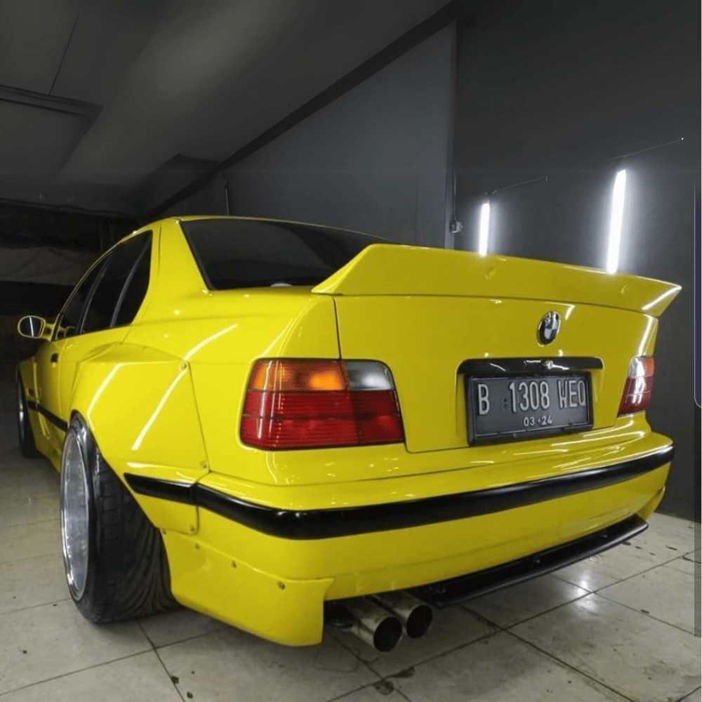 BMW E36 Limousine Wide Body Kit