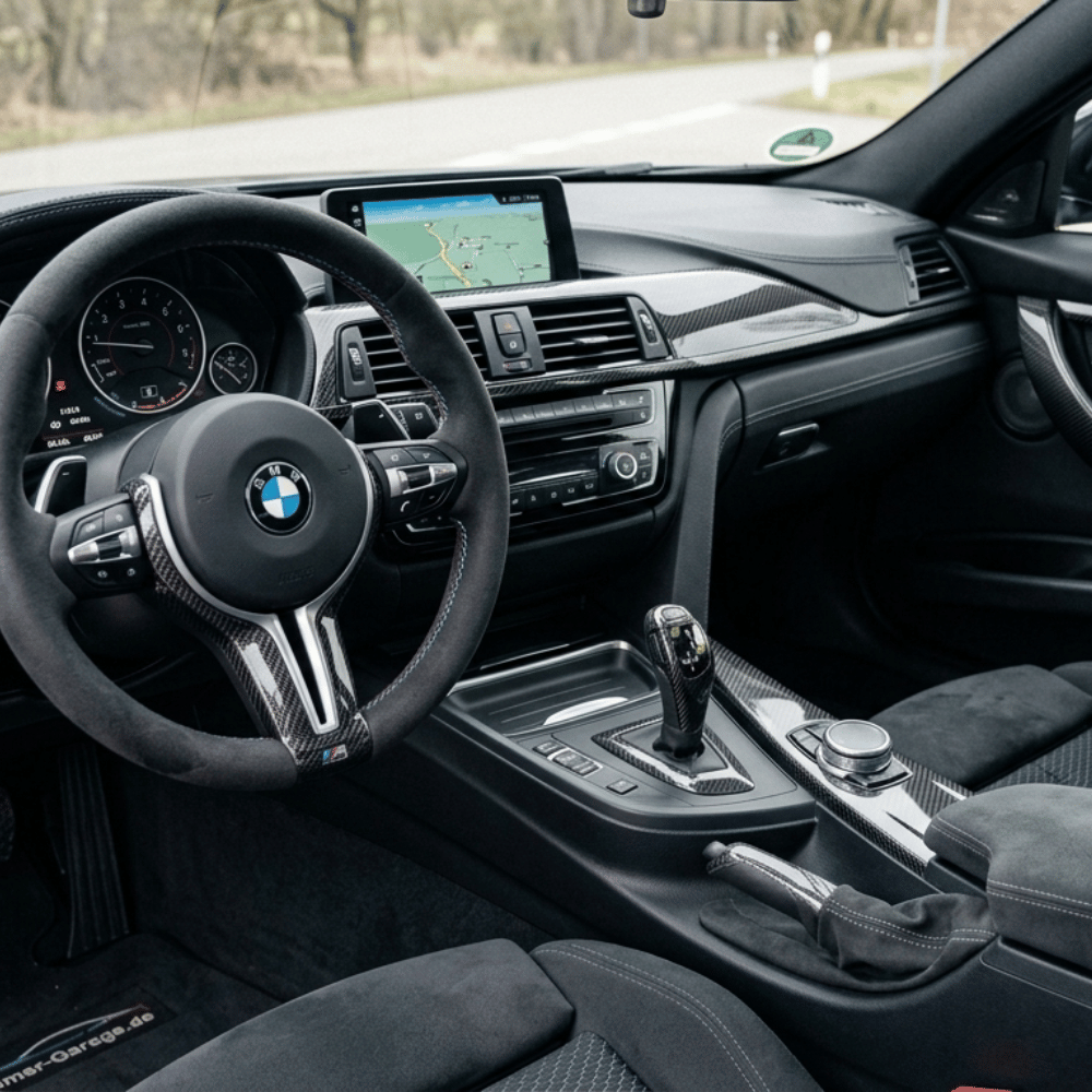 BMW F30 Interieur-Tuning: So wertest du dein Cockpit mit Carbon & Alcantara auf