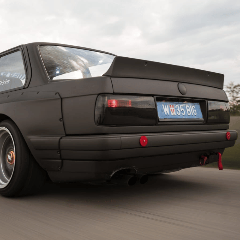 BMW E30 Coupe Pandem Style Heckspoiler – Hochwertiges FRP-Material