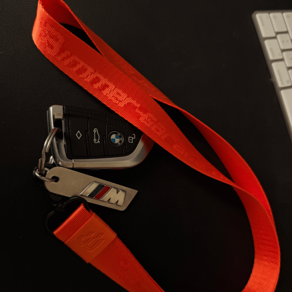 Schlüsselanhänger - Bimmer-Garage® Limited Edition Lanyard – Das Premium Gurt-Schlüsselband für Tuning-Enthusiasten