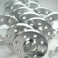 Load image into Gallery viewer, wheel spacer set with wheel bolts