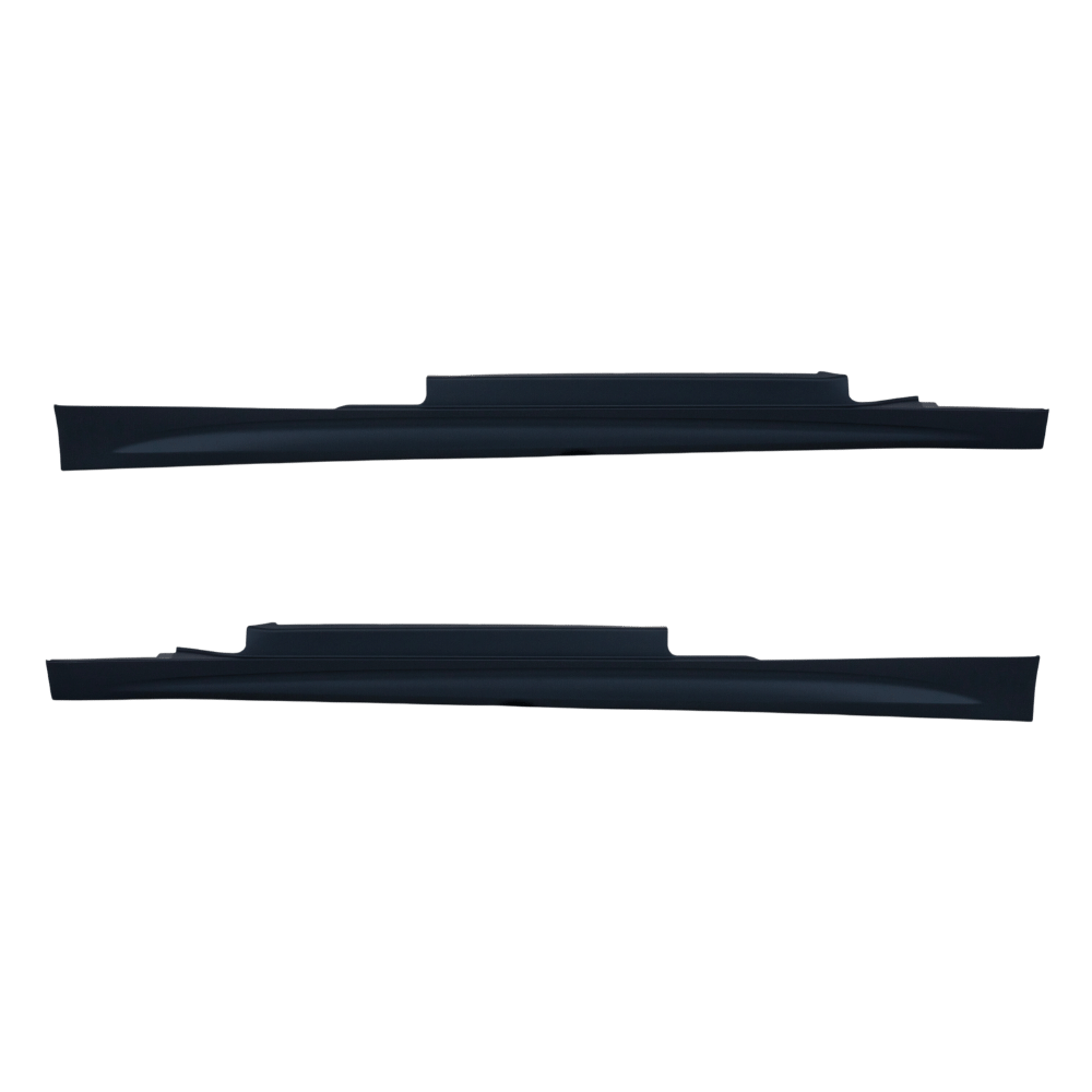 Bumper kit in sports design including side skirts with PDC holes and SRA suitable for 4 Series F32 from model year 10.2013-