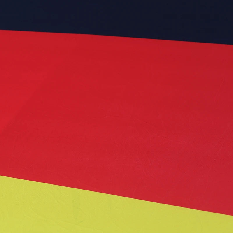 Motorhaubenflagge Deutschland – Deutschland Flagge (Schwarz-Rot-Gold) für die Motorhaube | faltenfrei & lackschonend