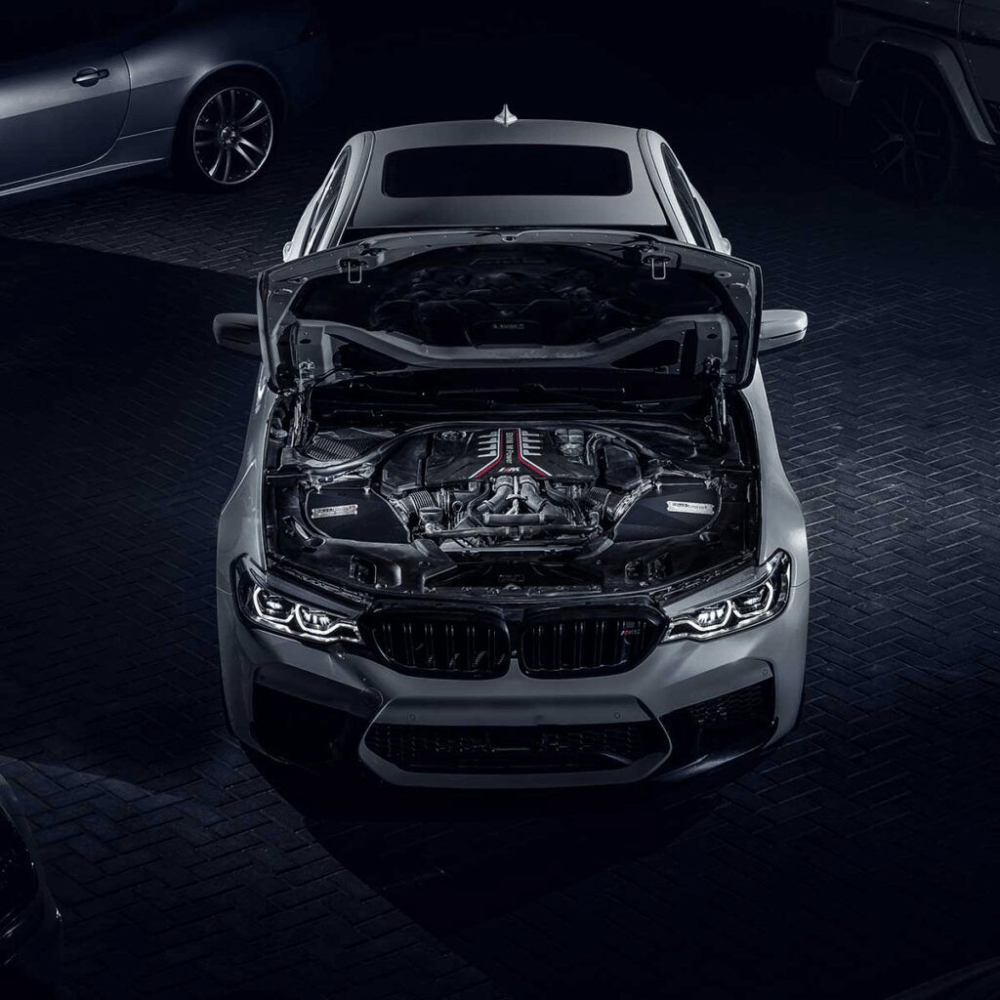 BlackBoost Cold Air Intake System für BMW M5/M8 F9X (S63) – Plug & Play Airbox + 4.3" Twin - Flow Trockenfilter - CarWorlds GmbH