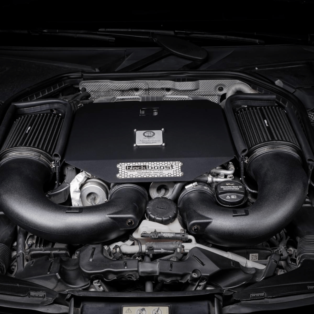 BlackBoost Gen.2 Cold Air Intake System | passend für Mercedes - AMG C63/C63 S (W205/C205), GLC63/GLC63 S (X253/C253) & S560 M176 (W222/A217/C217) - CarWorlds GmbH