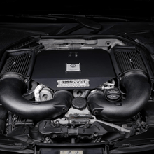 Load image into Gallery viewer, BlackBoost Gen.2 Cold Air Intake System | passend für Mercedes - AMG C63/C63 S (W205/C205), GLC63/GLC63 S (X253/C253) &amp; S560 M176 (W222/A217/C217) - CarWorlds GmbH