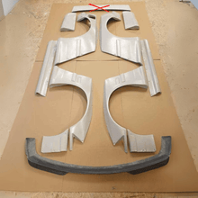 Laden Sie das Bild in den Galerie-Viewer, BMW E36 coupe/cabrio wide body kit - CarWorlds GmbH