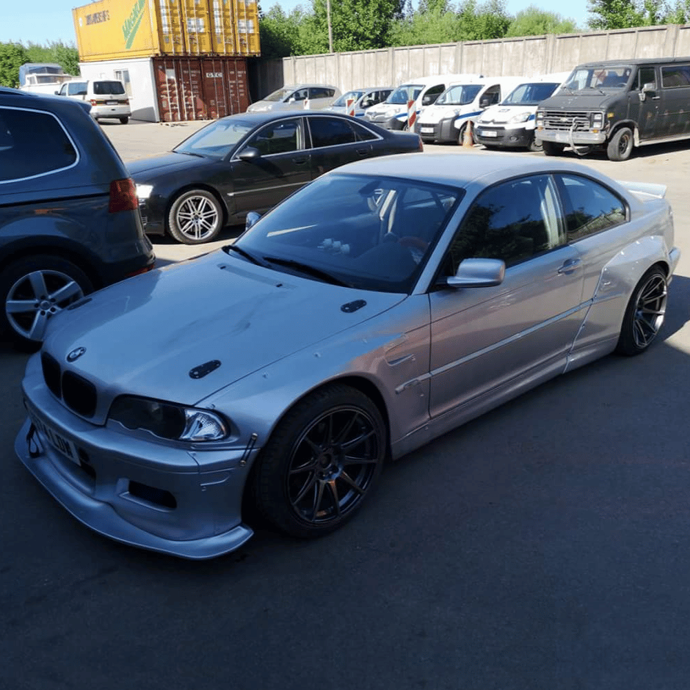 BMW E46 Coupe/Cabrio (Vor - Facelift) Wide Body Kit - CarWorlds GmbH