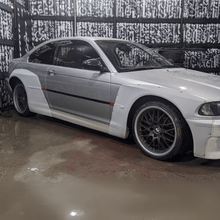 Load image into Gallery viewer, BMW E46 Coupe/Cabrio (Vor - Facelift) Wide Body Kit - CarWorlds GmbH