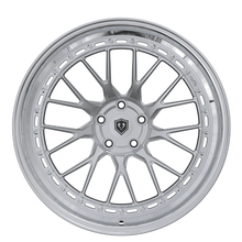 Laden Sie das Bild in den Galerie-Viewer, Komplettradsatz Raffa Wheels RFS - 04 | Forged Series | Silver Polished Lip 10,5x20 &amp; 11,5x21 | BMW M2 G87 - CarWorlds GmbH