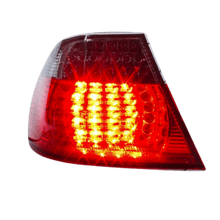 Load image into Gallery viewer, LED Rückleuchten SET passt für BMW E46 Cabrio Rot Smoke 99 - 03 auf Facelift Look - CarWorlds GmbH