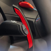 Laden Sie das Bild in den Galerie-Viewer, Lenkrad Paddle Shifter Erweiterung in Carbon - Optik für BMW F - Modelle – Mit oder ohne Chip - CarWorlds GmbH