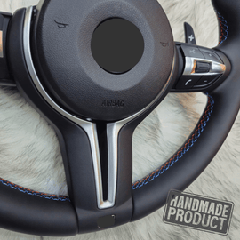 Premium Sportlenkrad für die F Modelle | Handgefertigte Veredelung in Carbon - Design - CarWorlds GmbH