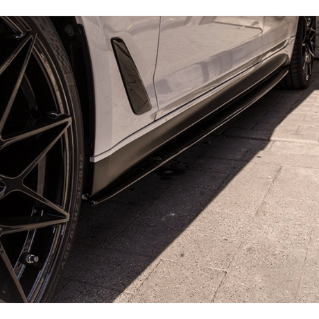 Sport - Performance Seitenschweller Schwarz glänzend lackiert +Folie Ansätze passt für BMW G30 G31 M - Paket mit ABE - CarWorlds GmbH